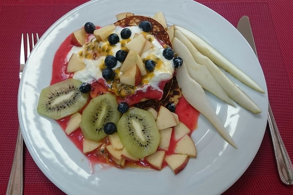 Bananen-Pancake mit Ei