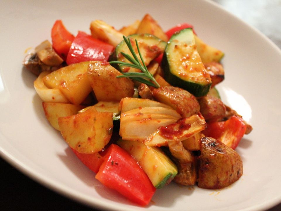 Mediterrane Kartoffel-Gemüsepfanne von Viniferia | Chefkoch