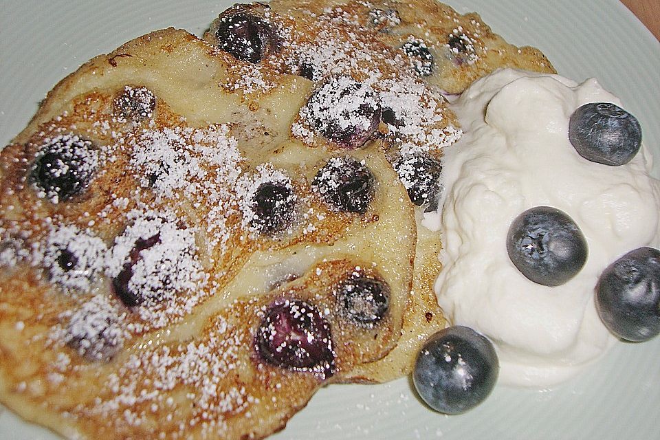 American Blueberry Pancakes