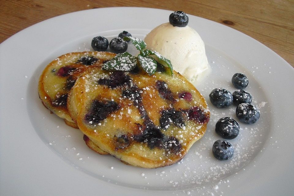 American Blueberry Pancakes