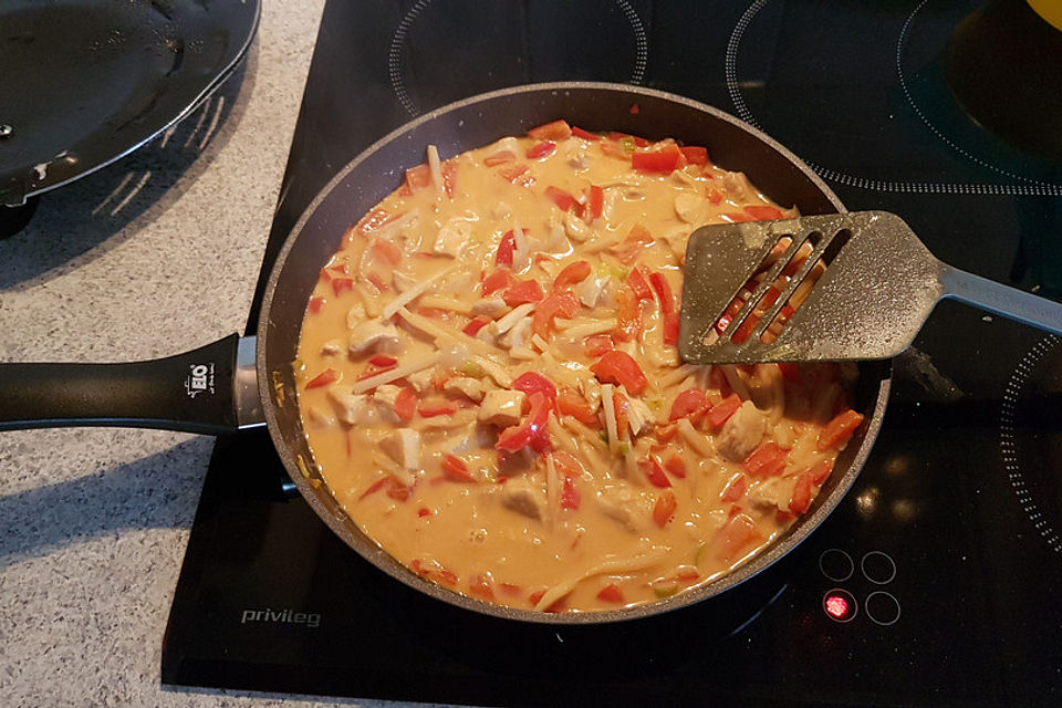 Low Carb Hähnchencurry