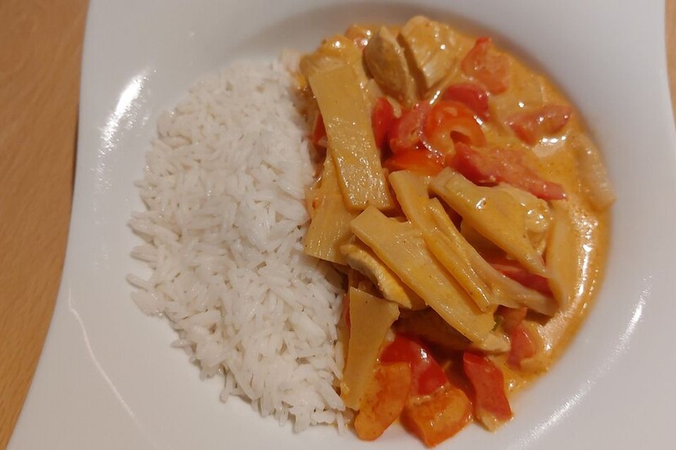 Low Carb Hähnchencurry