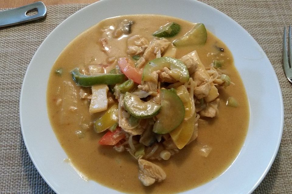 Low Carb Hähnchencurry