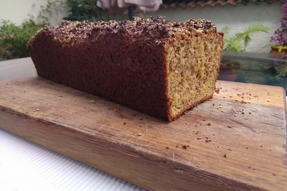 Haferkleiebrot ohne Hefe mit Magerquark