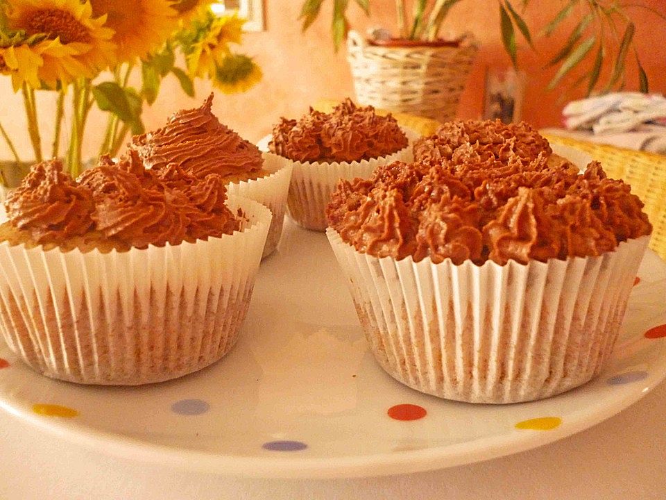 Haselnuss-Schokoladen Cupcakes mit Kakao-Buttercreme| Chefkoch