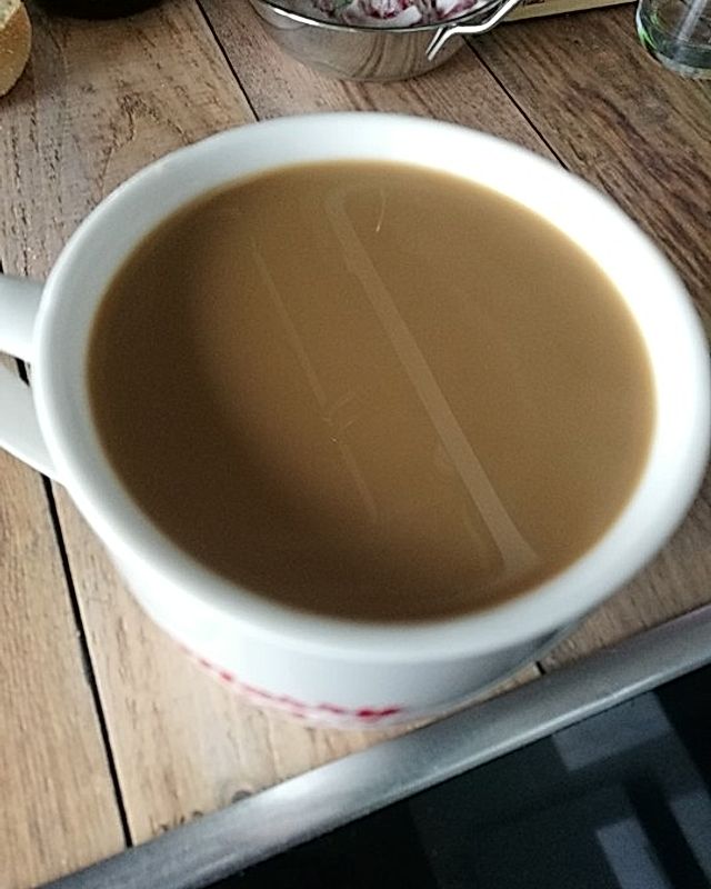Eiskaffee aus frisch aufgebrühtem Kaffee