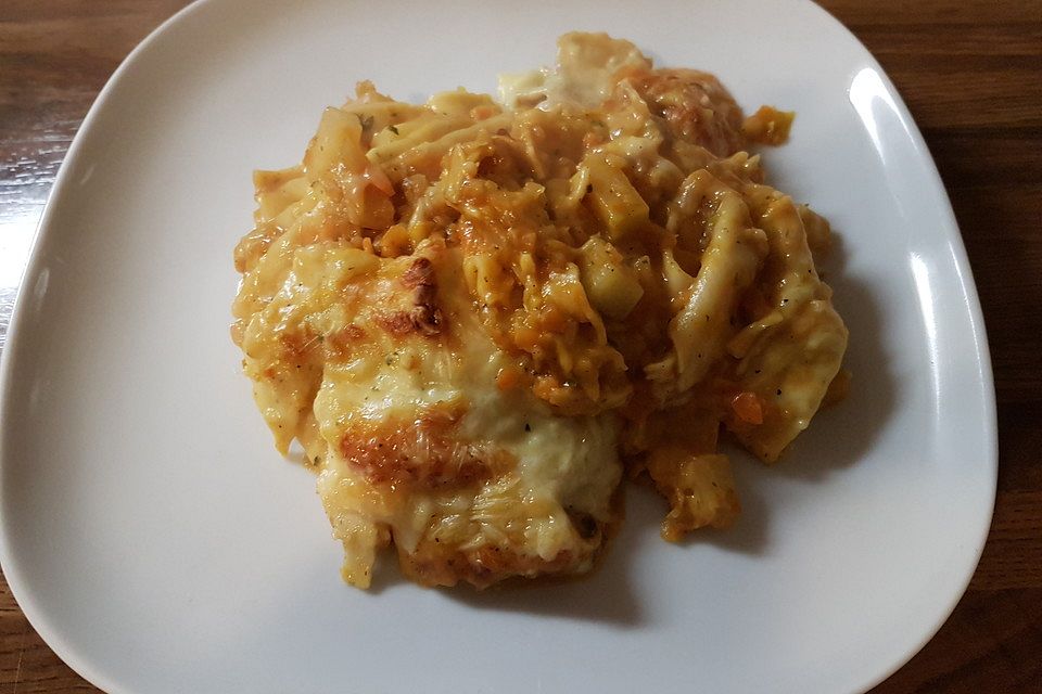 Gemüse-Lasagne mit Möhren und Kohlrabi