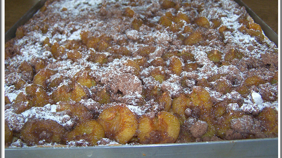 Mirabellenkuchen vom Blech mit Quark-Rahm-Guss und Zimtstreuseln von ...