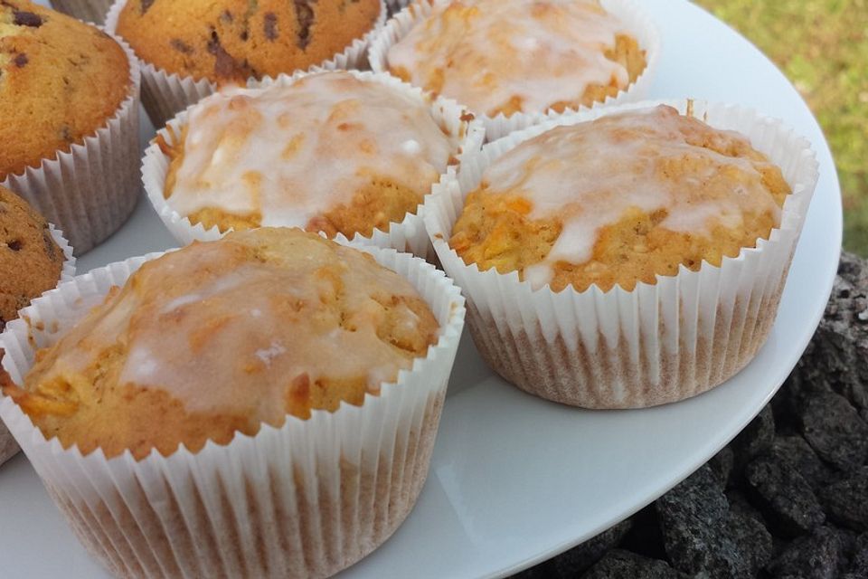 Apfel-Möhren-Kokos Muffins