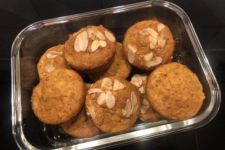 Apfel-Möhren-Kokos Muffins