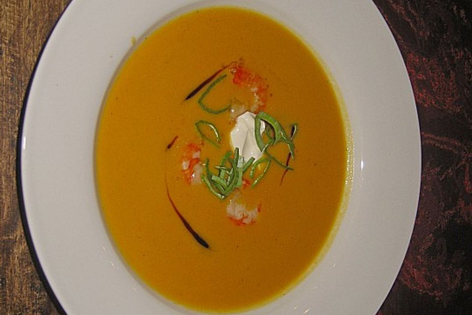 Kürbissuppe mit Ingwer und Kokosmilch