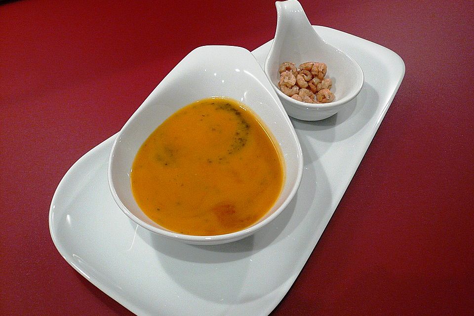 Kürbissuppe mit Ingwer und Kokosmilch