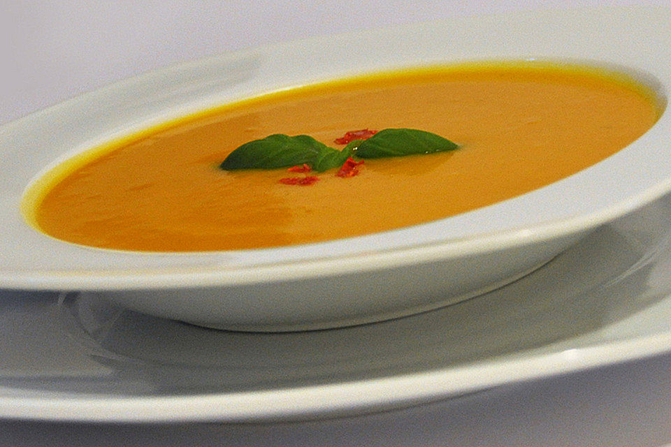 Kürbissuppe mit Ingwer und Kokosmilch