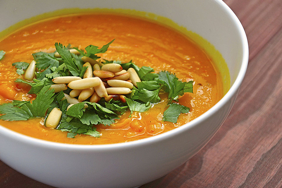 Kürbissuppe mit Ingwer und Kokosmilch