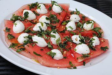 Wassermelone mit Mozzarella