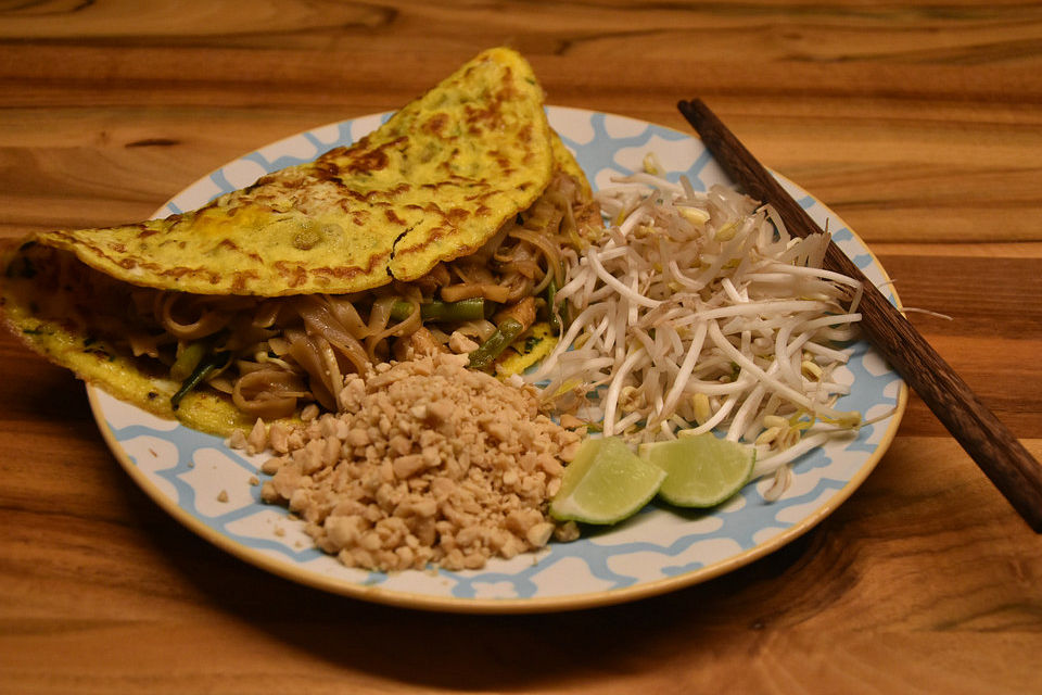 Pad Thai Omelette