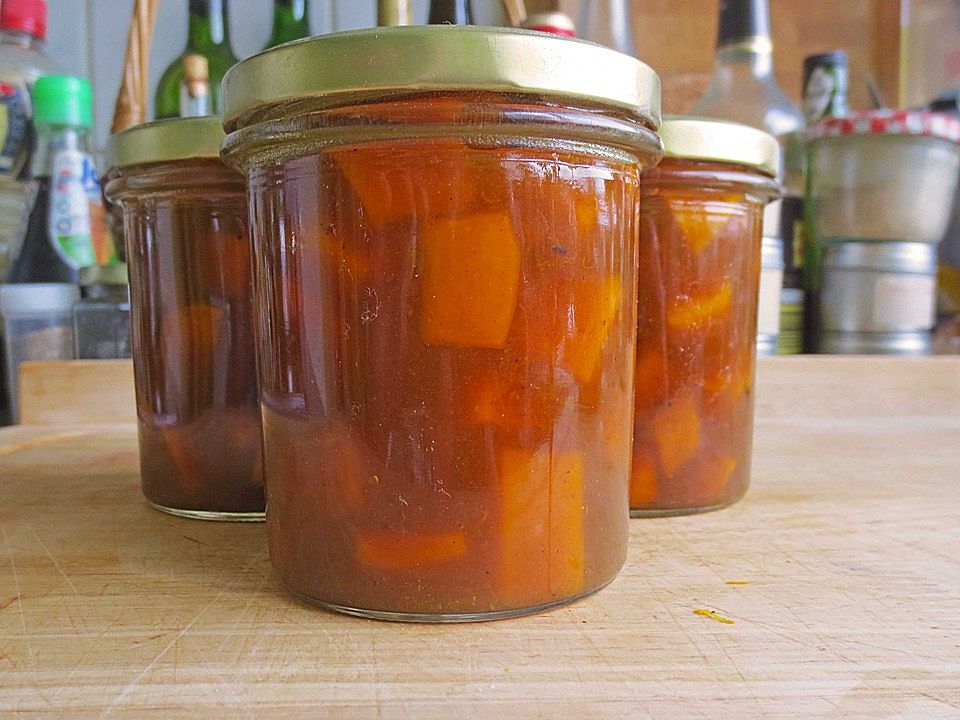 Süß-sauer-scharfer Curry-Kürbis von Viniferia| Chefkoch