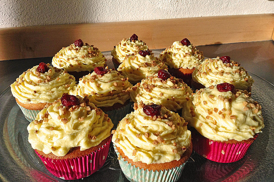 Frankfurter-Kranz-Cupcakes mit Créme fraîche