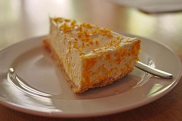 Orangen-Frischkäse-Torte mit Marzipan
