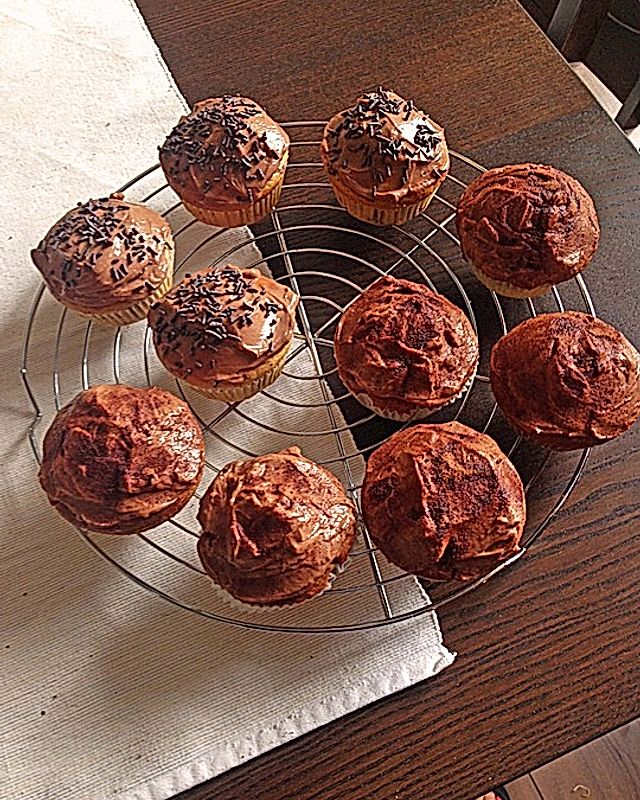 Marmorkuchen-Muffins mit Schokocream-Topping