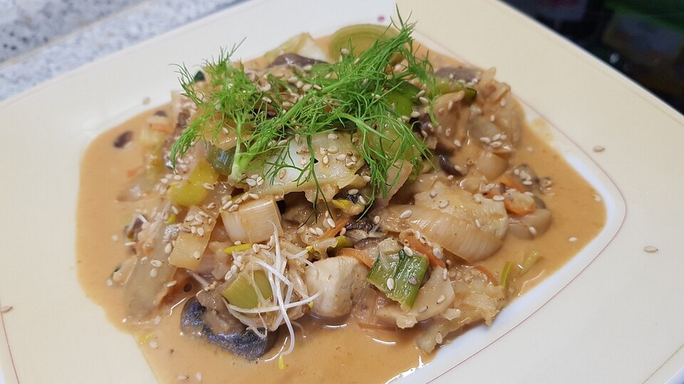 Huhn in Erdnusssoße von Kabisch