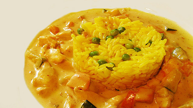 Huhn in Erdnusssoße von Kabisch