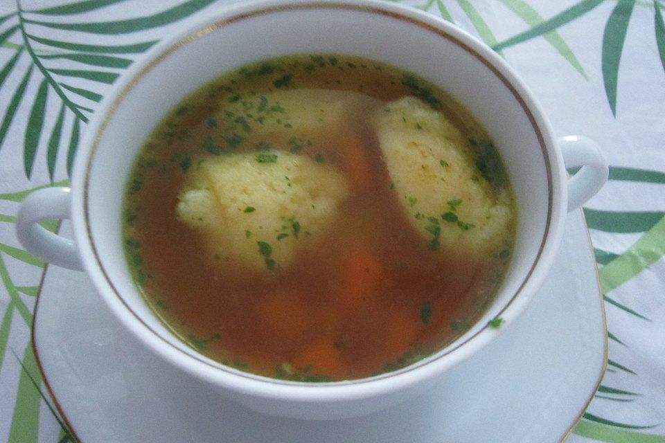 Grießnockerlsuppe