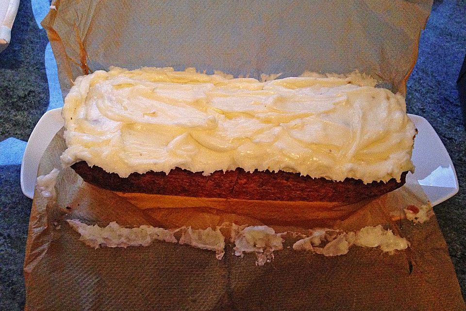 Carrot Cake mit Frosting