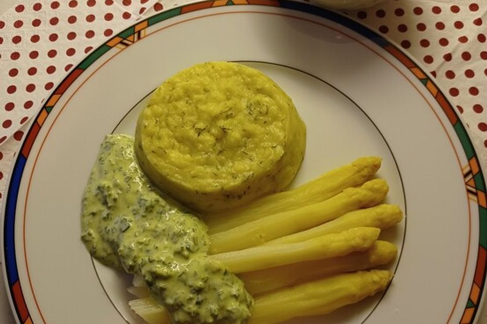 Spargel mit Frankfurter Grüne Soße und Salzkartoffeln