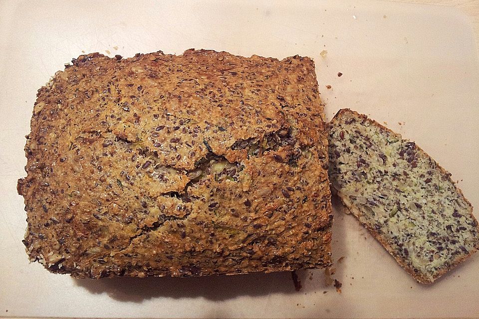 Zucchini-Mandel-Brot