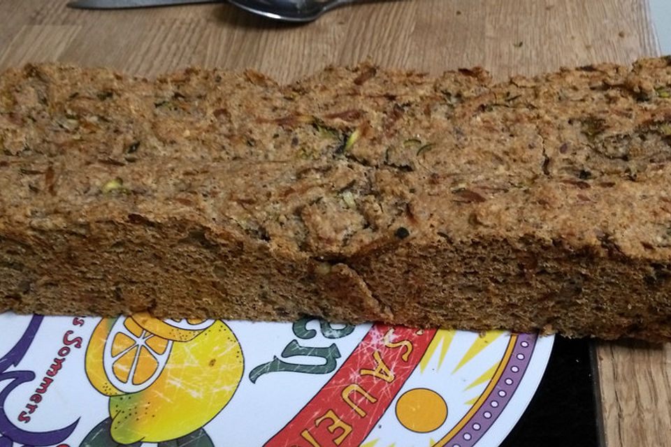 Zucchini-Mandel-Brot