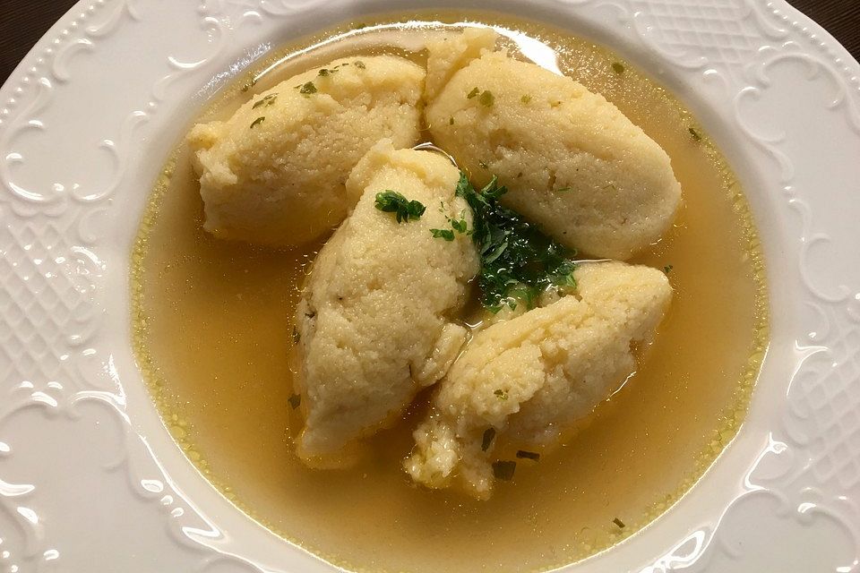 Grießnockerlsuppe