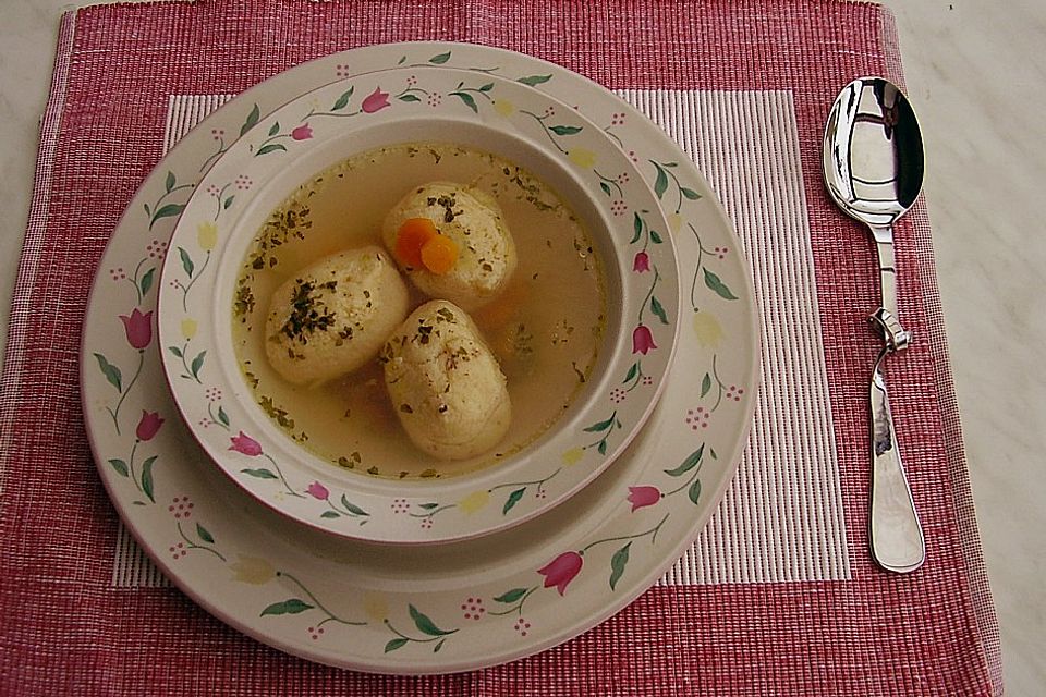 Grießnockerlsuppe