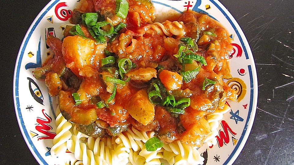 Zucchini Kartoffel Eintopf Mediterran Mit Spirelli Nudeln Von Leonhard001 Chefkoch 