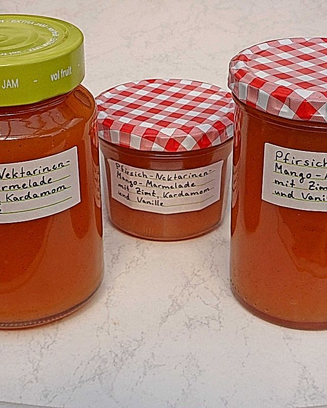 Pfirsich-Nektarinen-Mango-Marmelade mit Zimt, Kardamom und Vanille