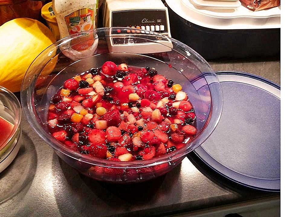 Fruchtige Sommerbowle mit oder ohne Alkohol von Zuckerperlchen| Chefkoch