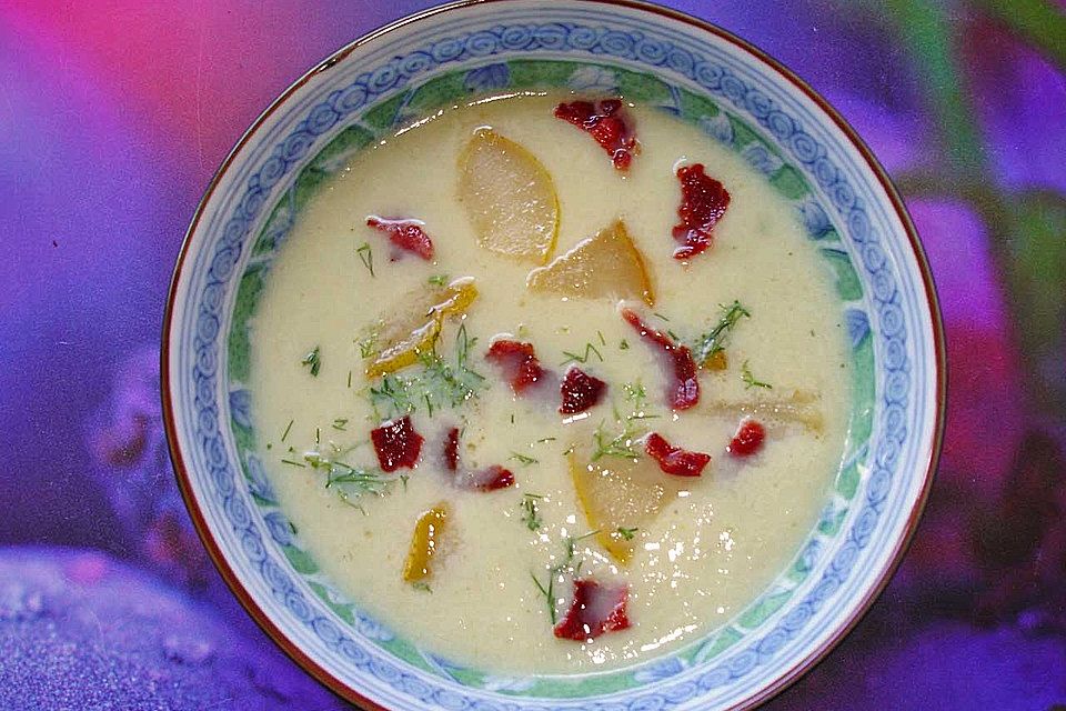 Fenchel-Lauchcremesuppe mit Pastis und karamellisierter Birne