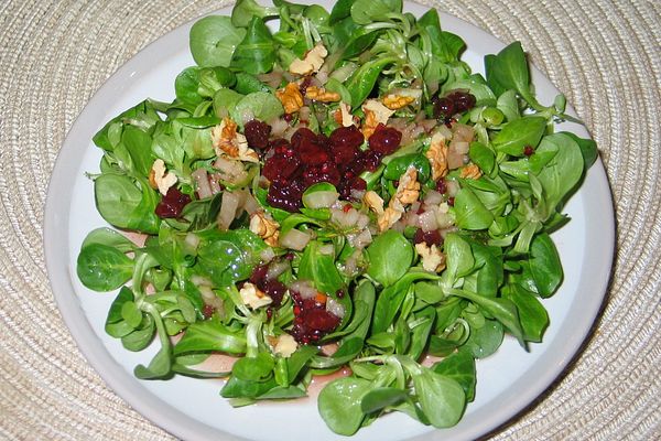 Smokeys Feldsalat mit Preiselbeeren-Dressing von smokey1 | Chefkoch