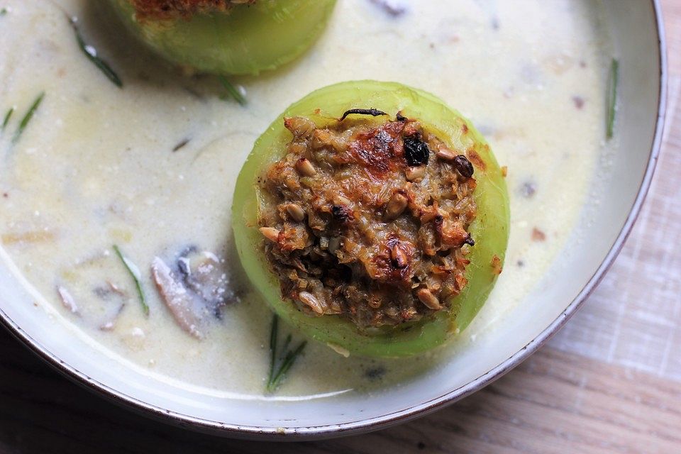 Gefüllter Kohlrabi mit Grünkern und Bergkäse