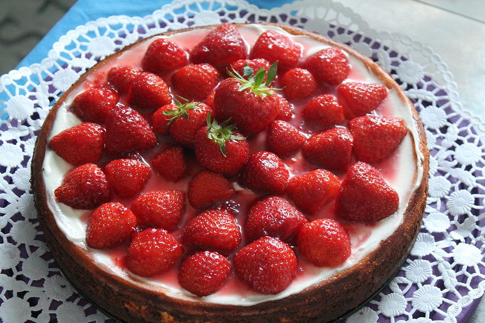 American Strawberry Cheesecake mit Erdbeertopping