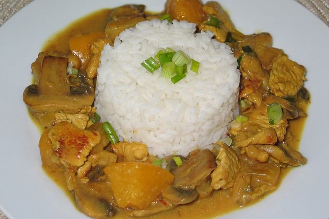 Fruchtiges Putencurry mit Champignons von fitdurchfitline| Chefkoch