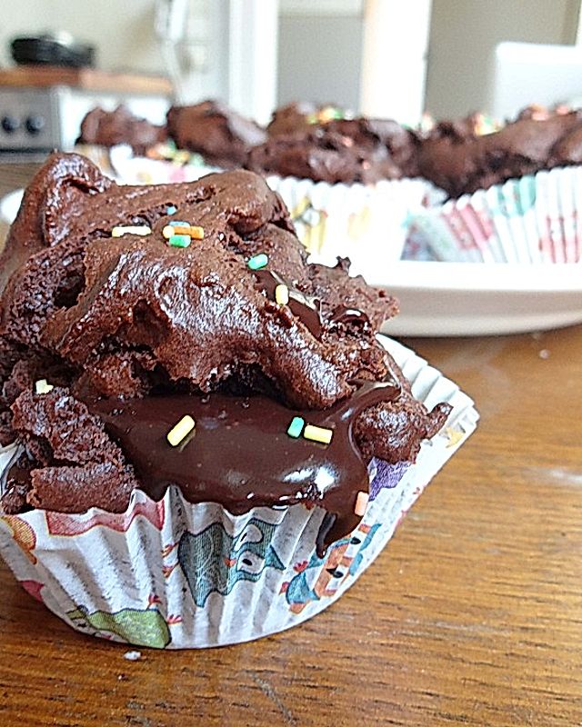 Schokoladenmuffins mit Schokoladenfüllung