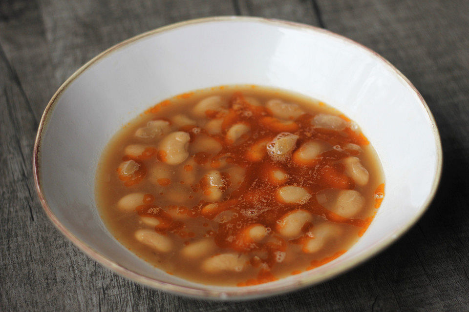 Weiße Bohnensuppe