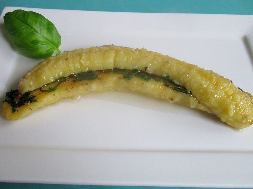 Gegrillte Bananen mit Basilikum von montiplack| Chefkoch