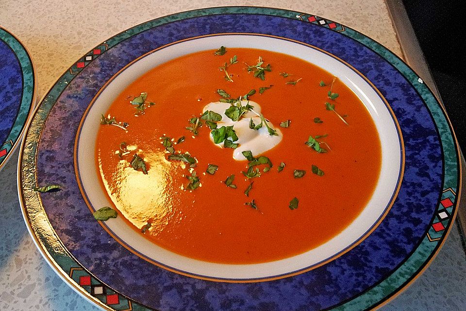 Tomatencremesuppe aus Datteltomaten