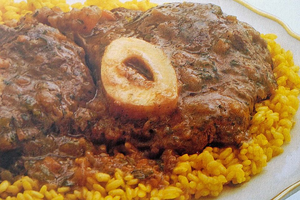 Ossobuco alla Milanese mit Weißwein-Tomatensauce