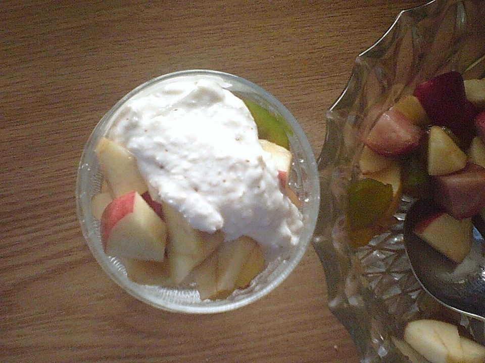 Bunter Obstsalat mit Ingwerstücken und Kokos von vanzi7mon| Chefkoch
