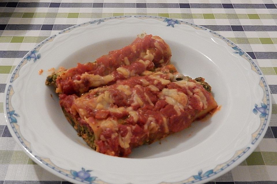 Cashew-Spinat-Canneloni