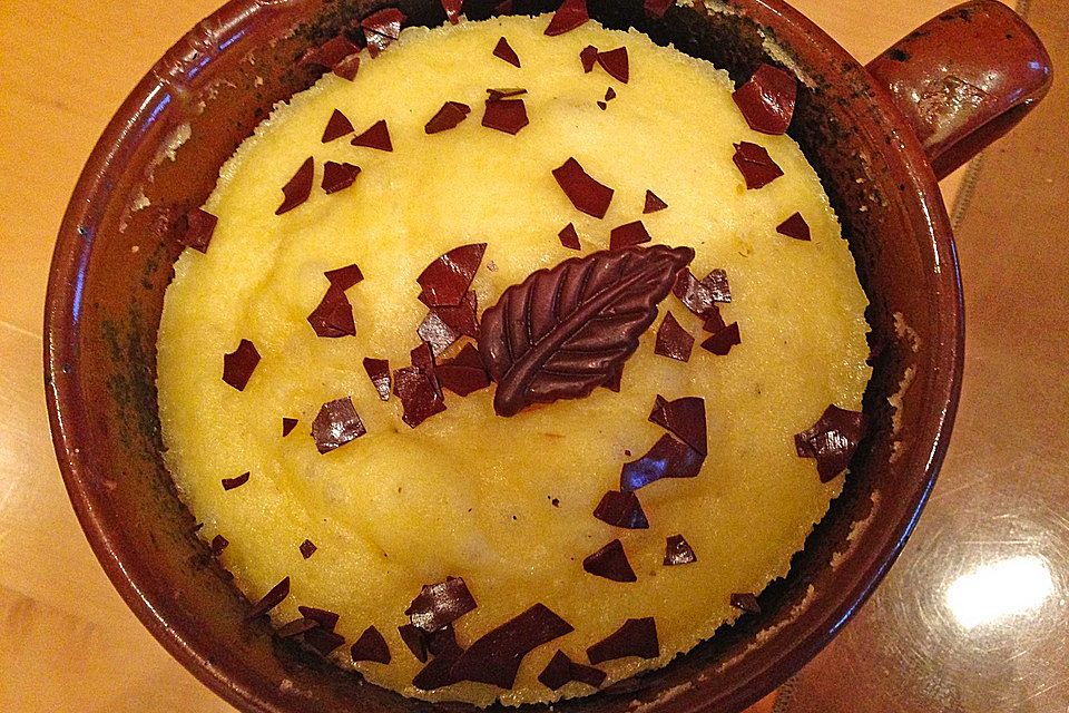 Saftiger Tassenkuchen mit Joghurt aus der Mikrowelle