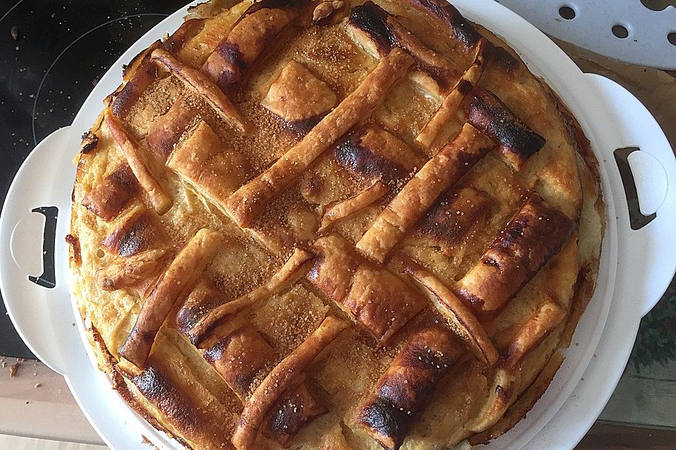 Apfel-Kefir-Blätterteig-Kuchen